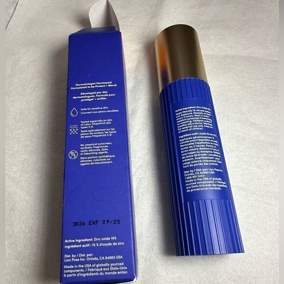 Lion Pose Ghost-Buster 100% Mineral Sunscreen SPF 42 with Super Zinc for No Whit - Picture 3 of 6